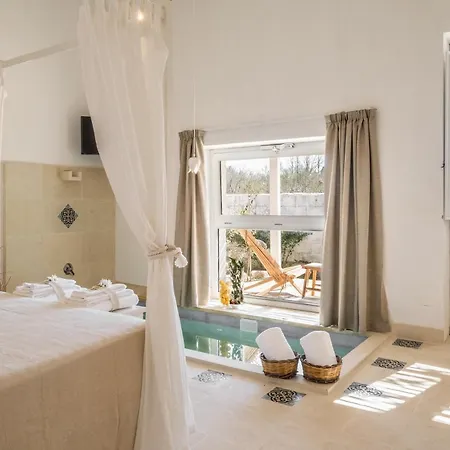 فندق Masseria Rauccio 4*